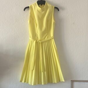 Edith Flagg Vintage Yellow Pleated Dress – Size M, Sleeveless, Belted